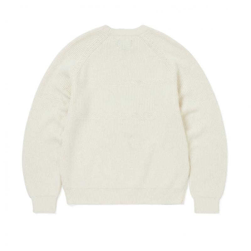 ThIs Is Never ThaT T Logo kniT sweaTer whiTe
