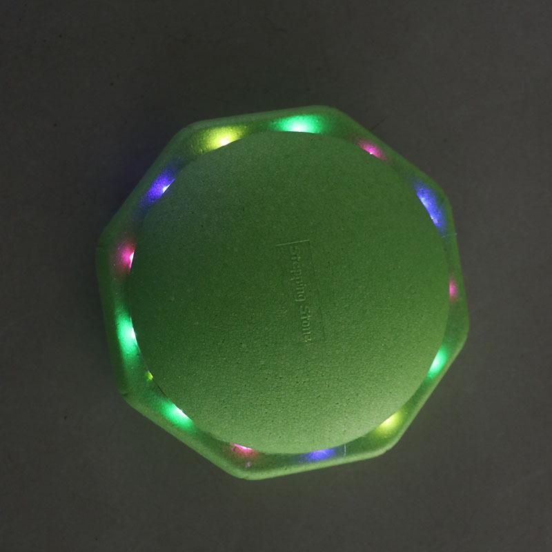 „Trittsteine für Kinder: Sensorisches Gleichgewicht und frühpädagogische Regenbogenpfade"