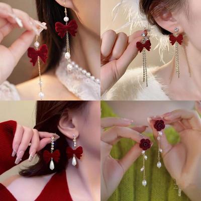 Elegante rote Ohrringe mit beflockter Quaste und Schleife – Herbst/Winter-Kollektion für Damen