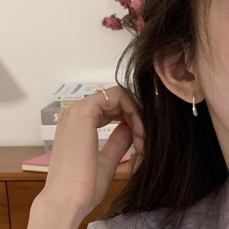 Simple Minimalist Style Water Drop Ear Hook Earrings Girls Light Luxury Niche Senior Sense Temperament Versatile New Earrings Ambience Back To School