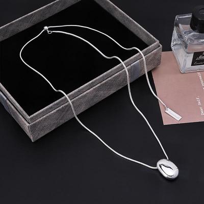 Kaelakeed ja ripatsid – Ripatsid ja kaelakeed