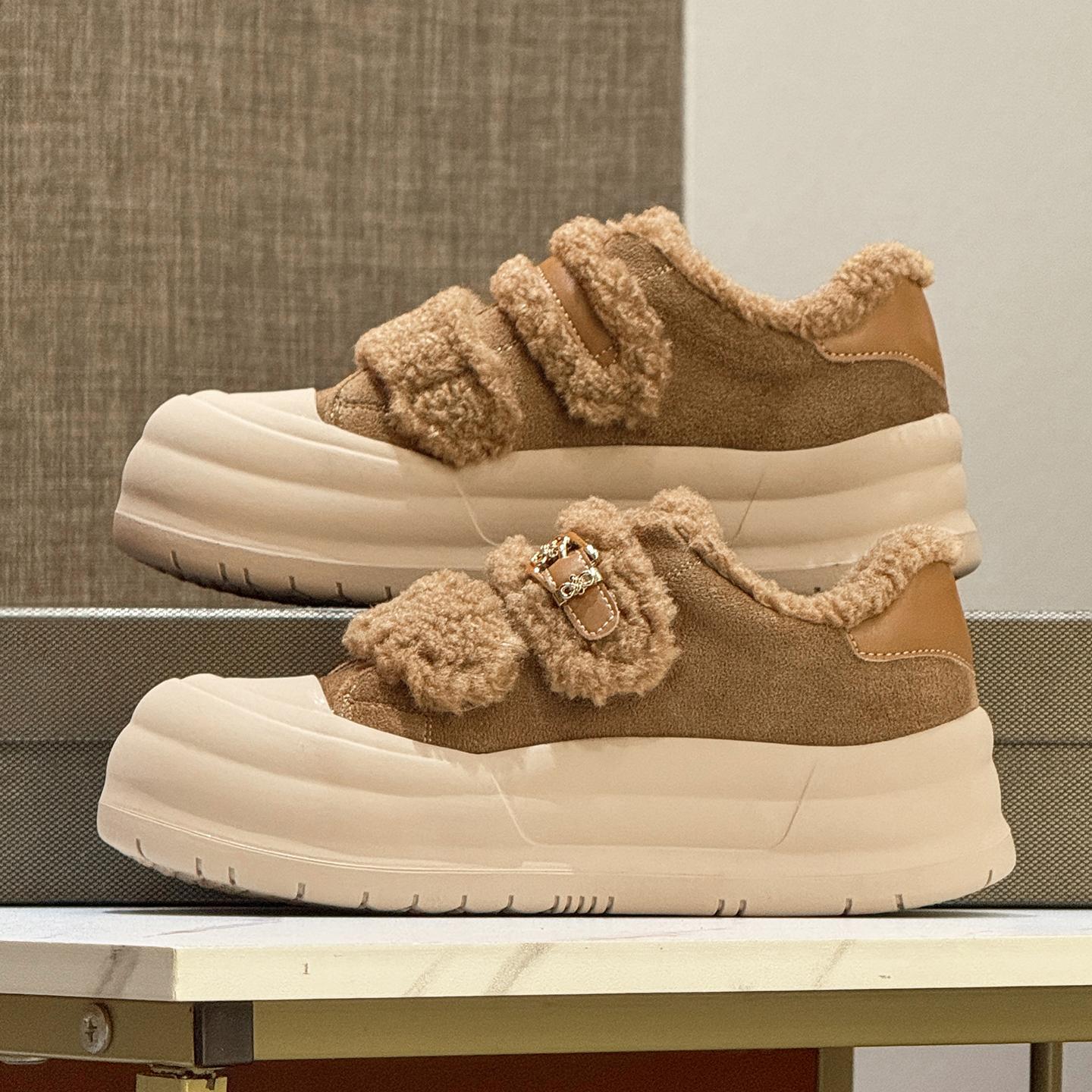 Big head thick baseplate shoes new winter women s shoes velvet warm cotton shoes Velcro casual bread fluffy shoes 40