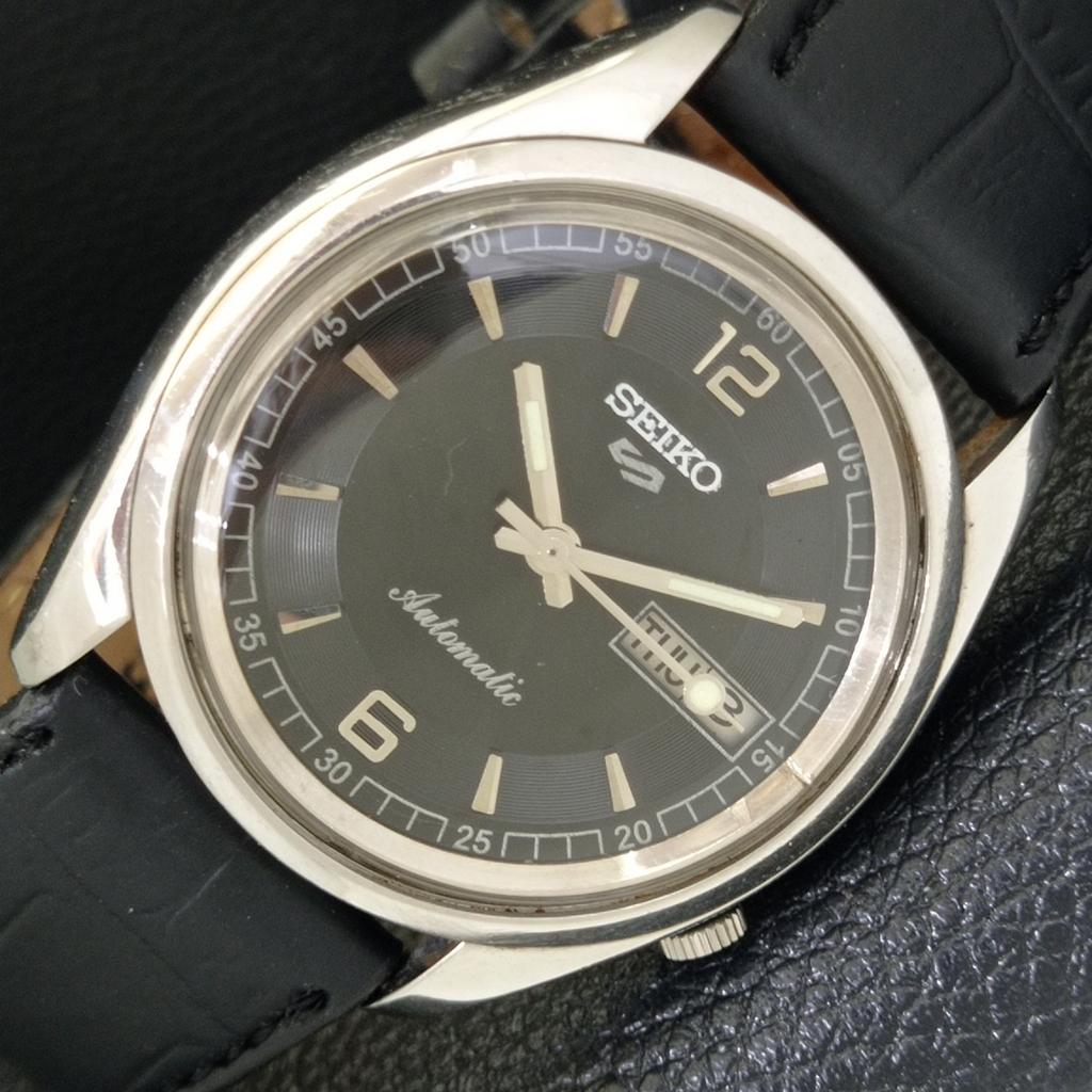 

ВИНТАЖНЫЕ МУЖСКИЕ ЧАСЫ SEIKO 5 AUTOMATIC 7009A ЯПОНИЯ С ЧЕРНЫМ ЦИФЕРБЛАТОМ a500089-2 R151a-a500089
