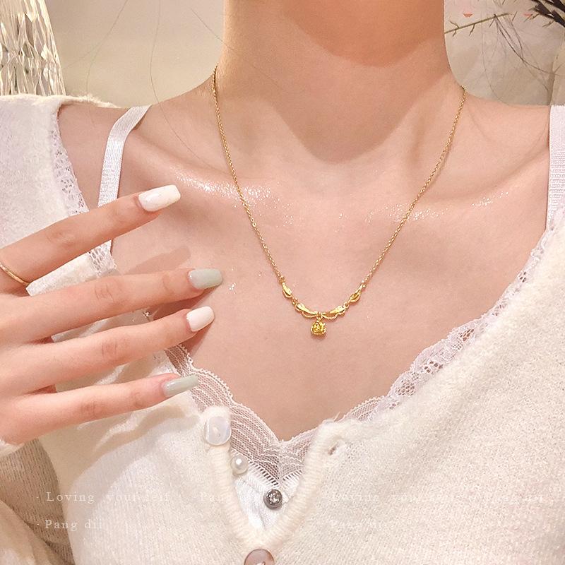 Women's Light Luxury Niche Retro Rose Necklace