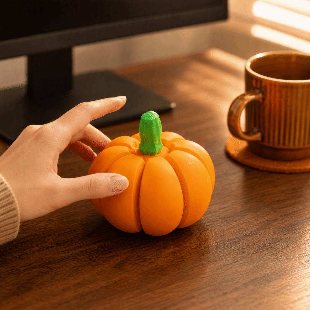 Creative Halloween Pumpkin Clicker Keychain Funny Fidget Toy Cute 3D Printed Pendant Car Pendant