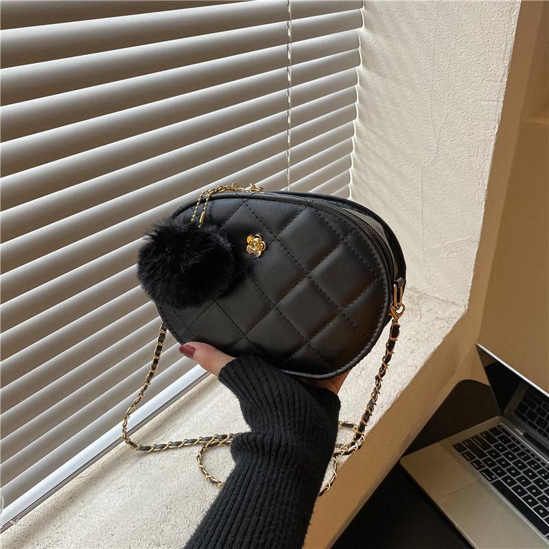 Rhombus embroidery thread small bag women's 2025 early autumn new casual fashion chain single shoulder solid color crossbody oval bag