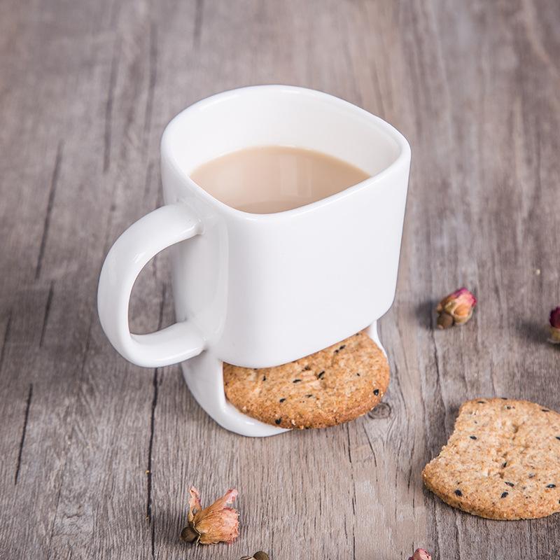 human face ceramic coffee mug dipping mug with biscuit cookie pocket holder compartment 201-300ml белый