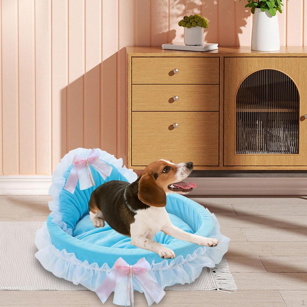 Bed for Small Dogs And Cats with Lace Detailing