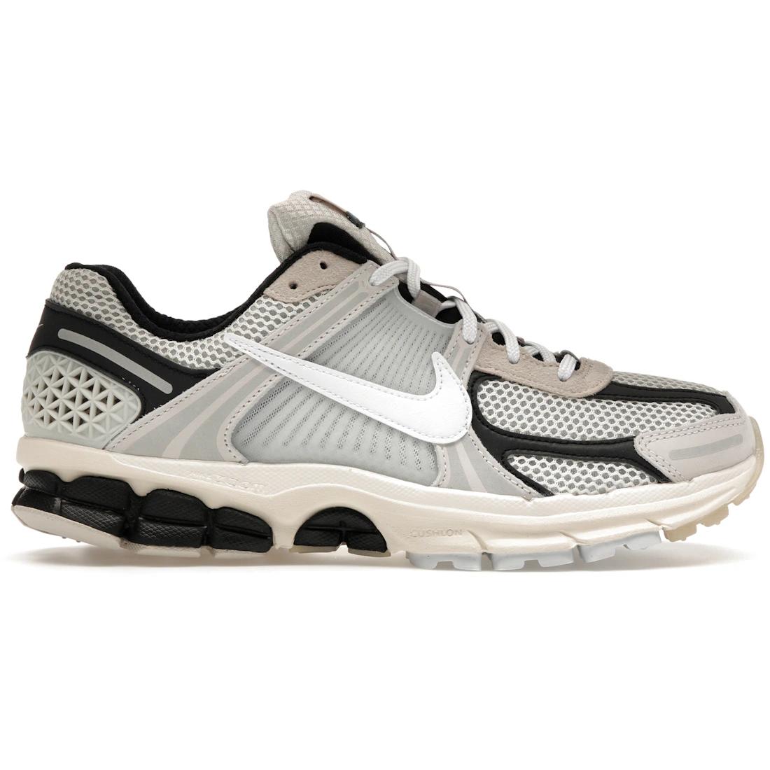 

Кроссовки Nike Zoom Vomero 5 Supersonic Светло-бежевый Черный(ФН7649-110) 41
