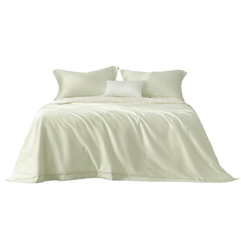 Miss Mercury Select Silk Summer Quilt