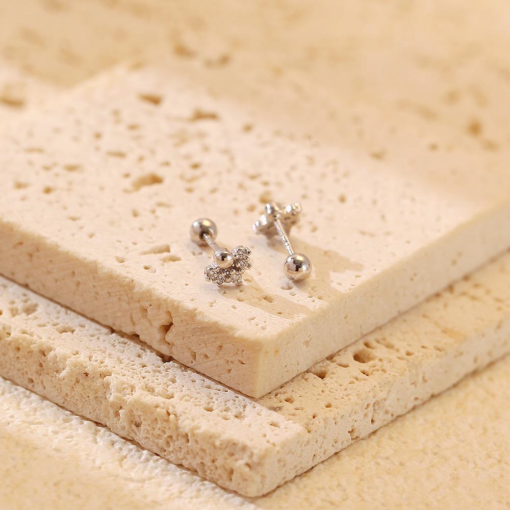 Exquisite S925 Sterling Silver Cartilage Earring with Small Screw Back, Personalized Niche Design