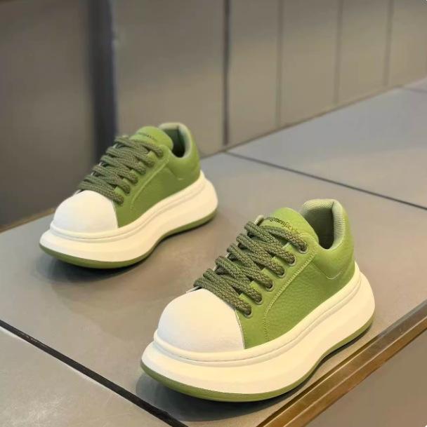 Frühling neue Schnürschuhe Low-Top Plateau-Sohle beliebte Freizeitschuhe xlz
