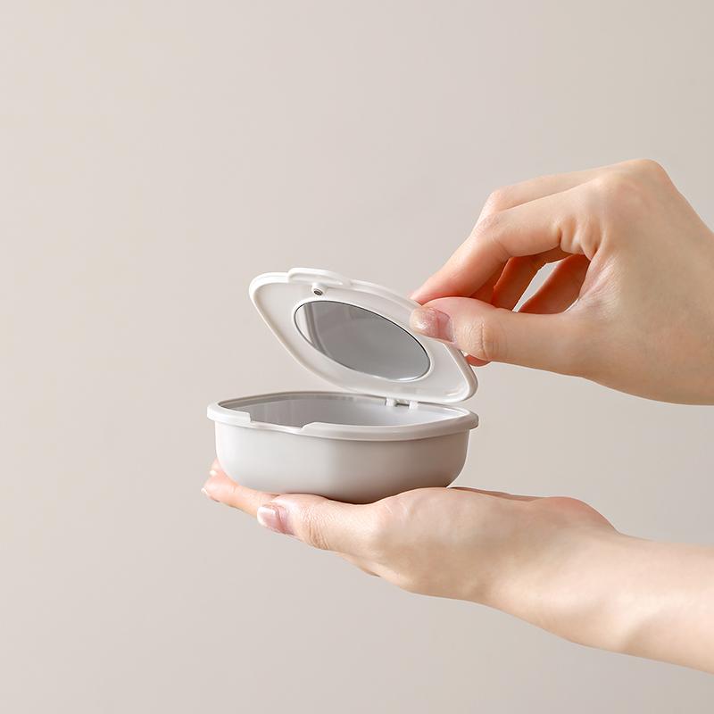 Plastic Orthodontic Appliance Storage Case Magnetic Box Dentures Teeth Retainers Aligners Portable Cleaning Container