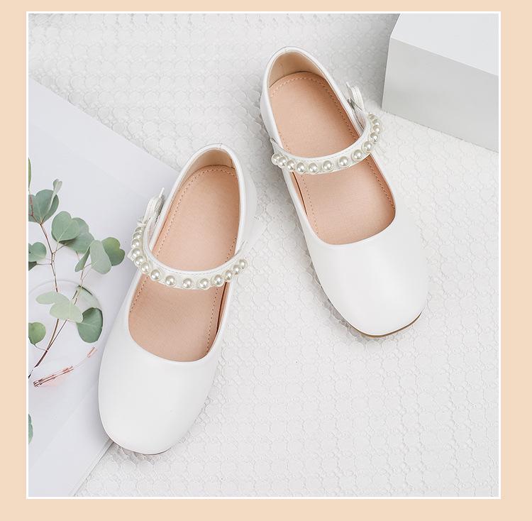 Girls' Spring & Autumn Princess Soft-Soled Leather Shoes: Stylish White Baby & Student Performance Footwear