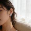 Luxury Floral Stud Earrings: Women's Three-Dimensional s925 Silver Needle, Full Diamond Accent, Versatile for Autumn & Winter Seasons