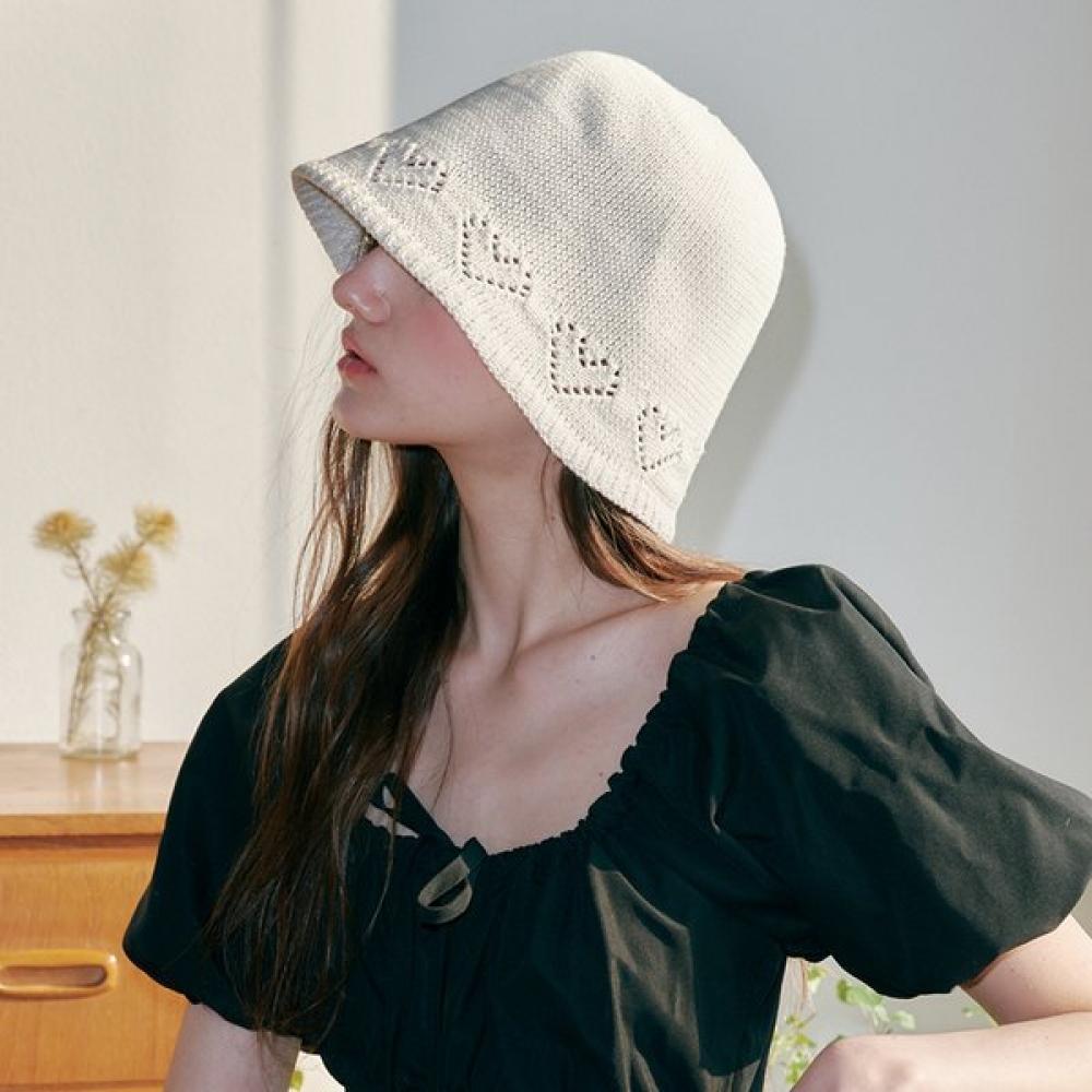 Allincomplete Heart Hole Bucket Hat 2 Color Black (Heart Hole)