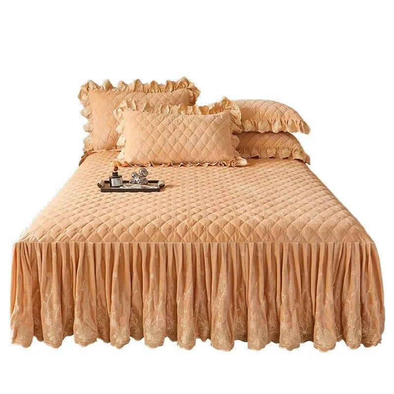 Copriletto trapuntato a fiori ricamato in velluto spesso gonna da letto di lusso morbido con 2 federe per cuscini Queen King Dropshipping