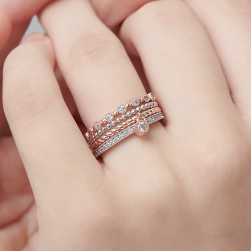 ELLE Jewelry Drop Point Combo Layered Ring 4-Piece Set ELBRWR108