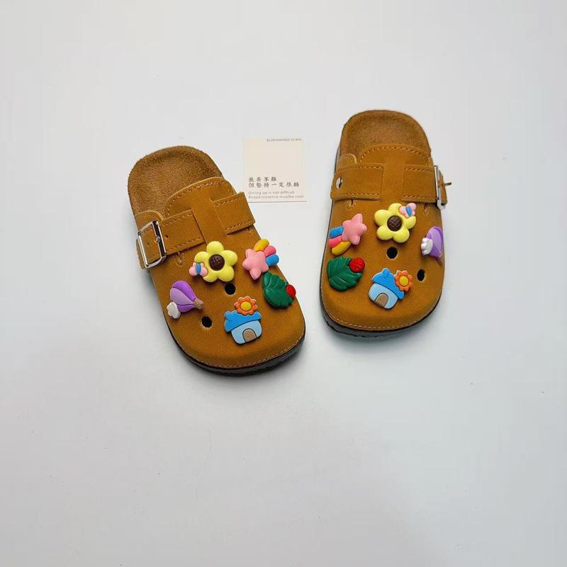 Мультяшные DIY Crocs: Стильные летние шлепанцы в стиле Birkenstock, нескользящие, с открытым носком 26/27 (Inner Length 15.5cm)
