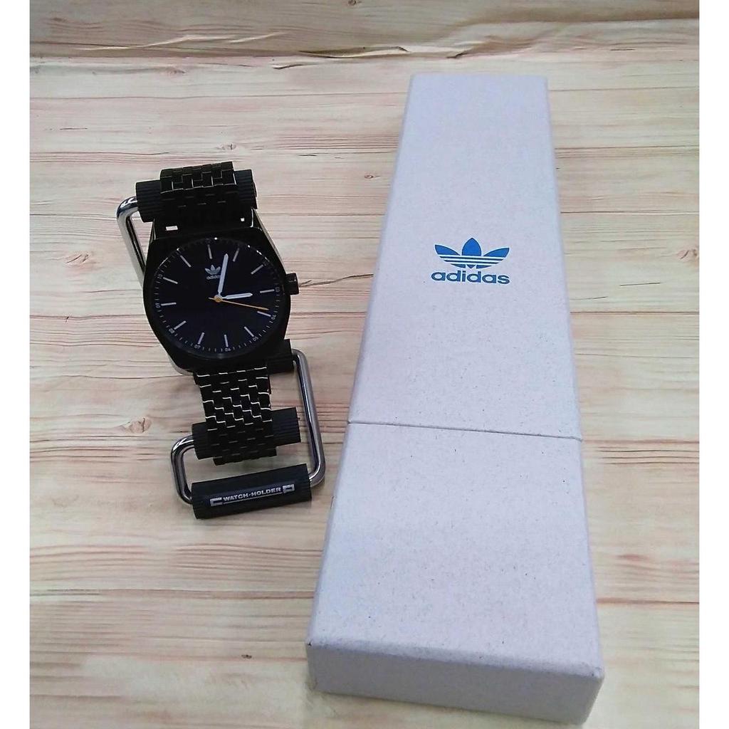 Used ADIDAS Z023140-00 Quartz watch