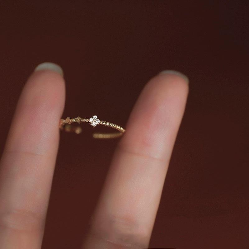 

Кольцо из стерлингового серебра 925 пробы с четырьмя листьями, женское, простое, модное, с бриллиантами, легкое, роскошное, с особым интересным дизайном, открытое кольцо opening adjustable