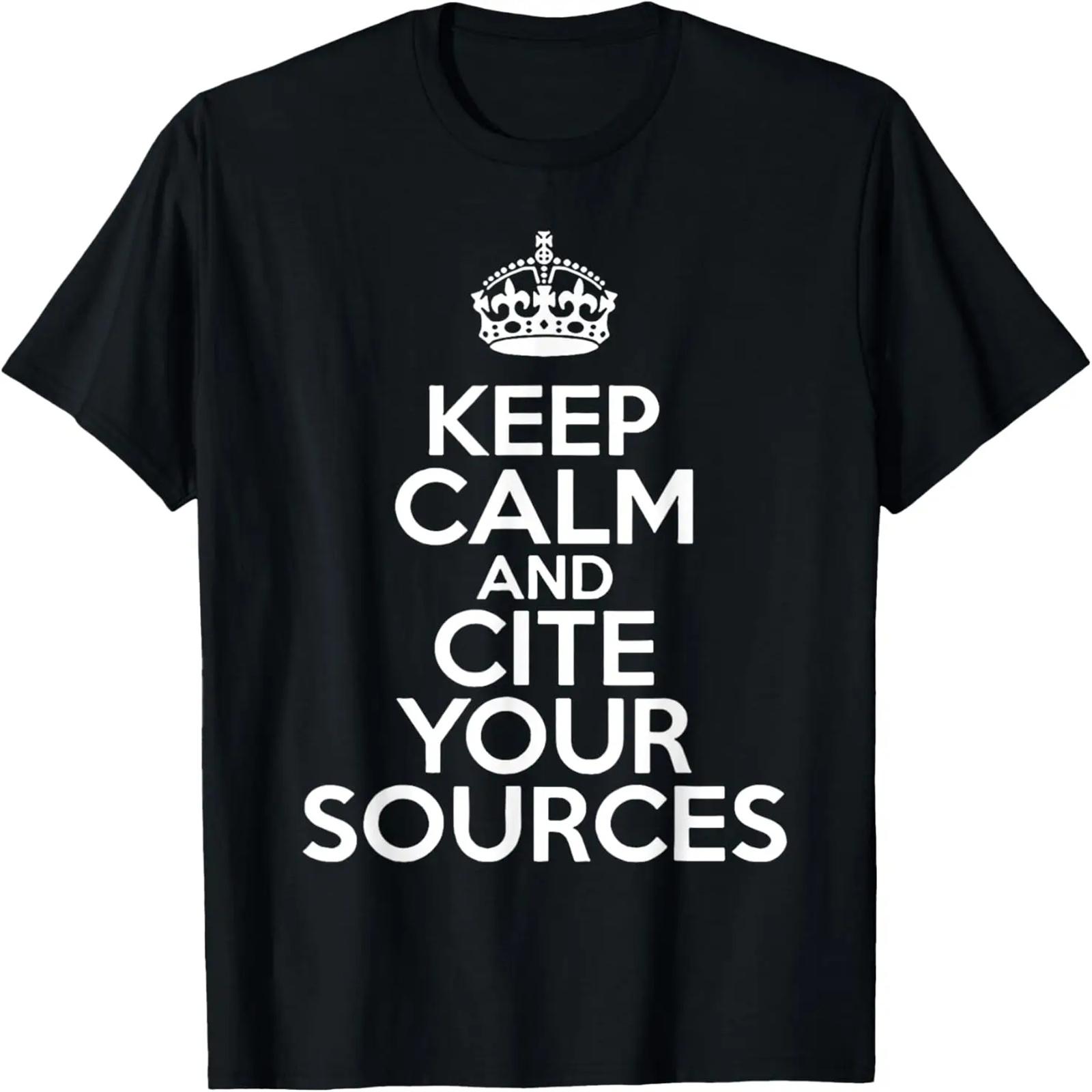 СОХРАНЯЙ СПОКОЙСТВИЕ И ПЛАВАЙ С ДЕЛЬФИНАМИ Графическая футболка для любителя дельфинов S