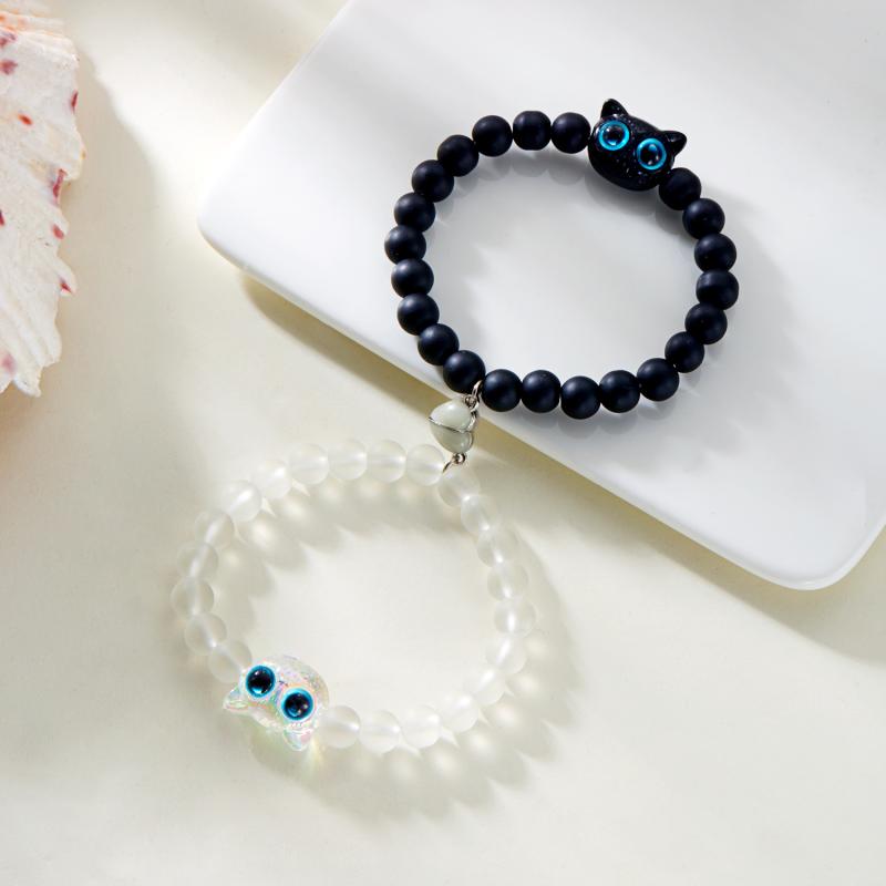2Pcs Luminous Black White Cat Couple Bracelet Set Heart Magnet Elastic Wristband Gift Jewelry Accessories