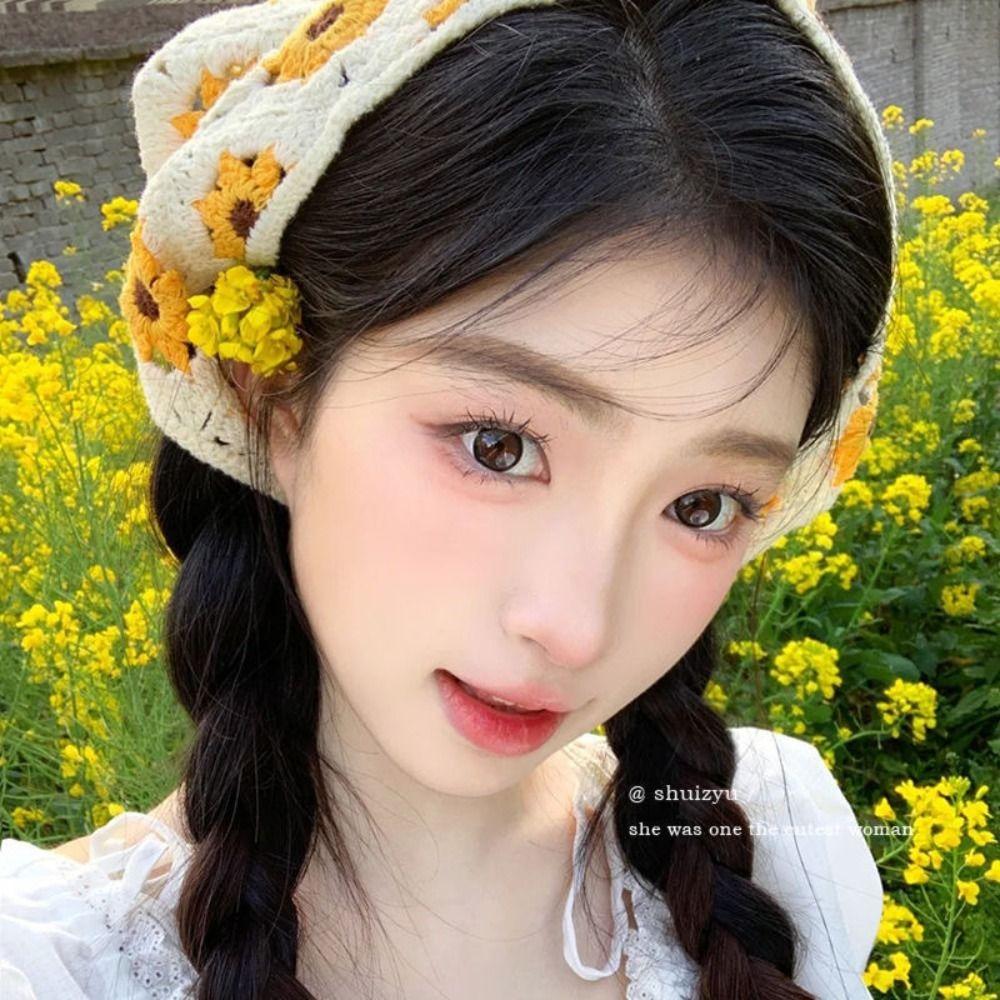 Elegant French Knitted Headband Retro Strawberry Triangle Turban Bohemian Pastoral Hollow Out Hair Band Beach Headwear