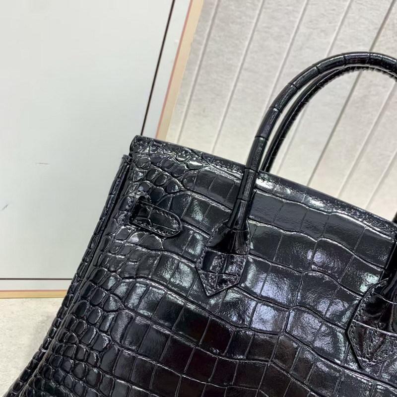 2026 Новая женская кожаная сумка глянцевая лакированная кожа крокодиловая кожа платиновая сумка портативная на плечо через плечо сумка 25CM