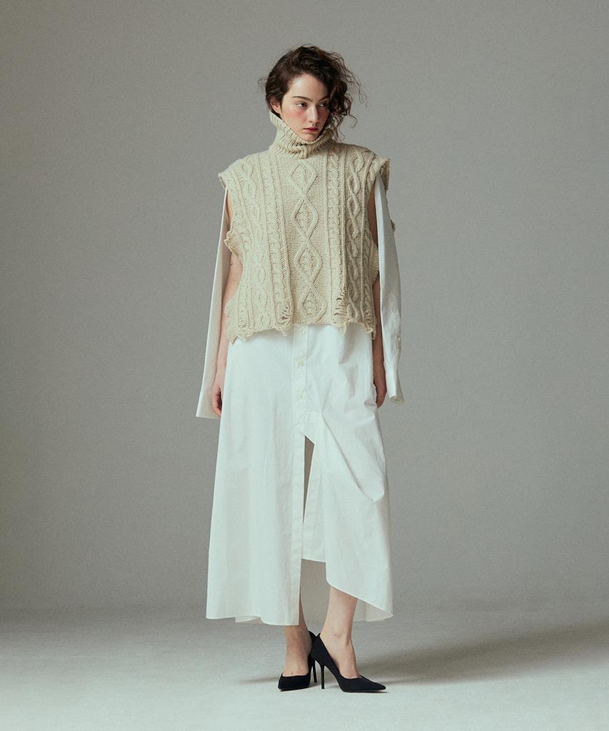 Meuameu Asymmetric Logo Long Shirt
