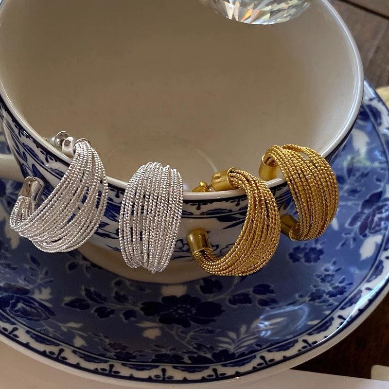 Retro Multi-layer Tassel Half-round Earrings Women's Sparkling Senior Sense Commuter Versatile Fashion Everyday Ear Jewelry