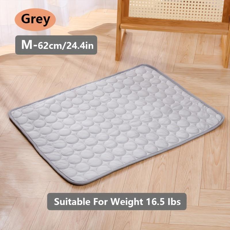 

Ultra-Absorbent Pet Cooling Pad for Dogs & Cats - Breathable, Non-Toxic Polyester, Rectangle Sleeping Mat - Keeps Your Pet Cool & Comfortable All Day M-62cm серый