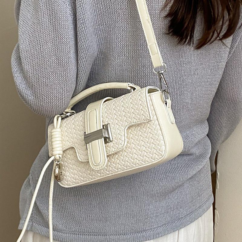 IELGY Woven Pattern Pink Small Square Bag Ladies Fashionable All-Match Messenger Bag