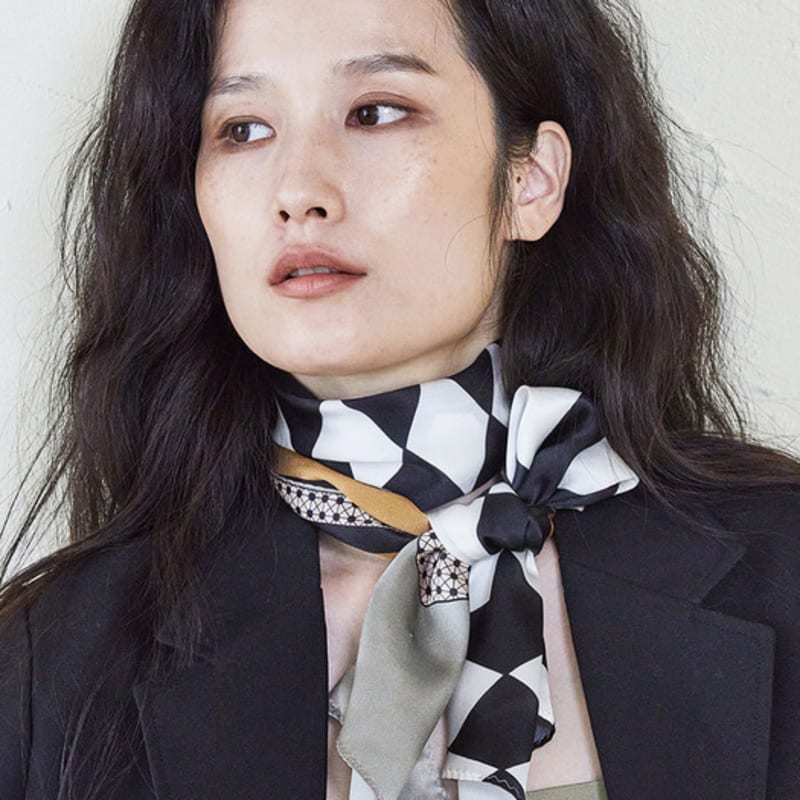 ANA MAISON Space for A Silk Long Petite Scarf [PML-1399]