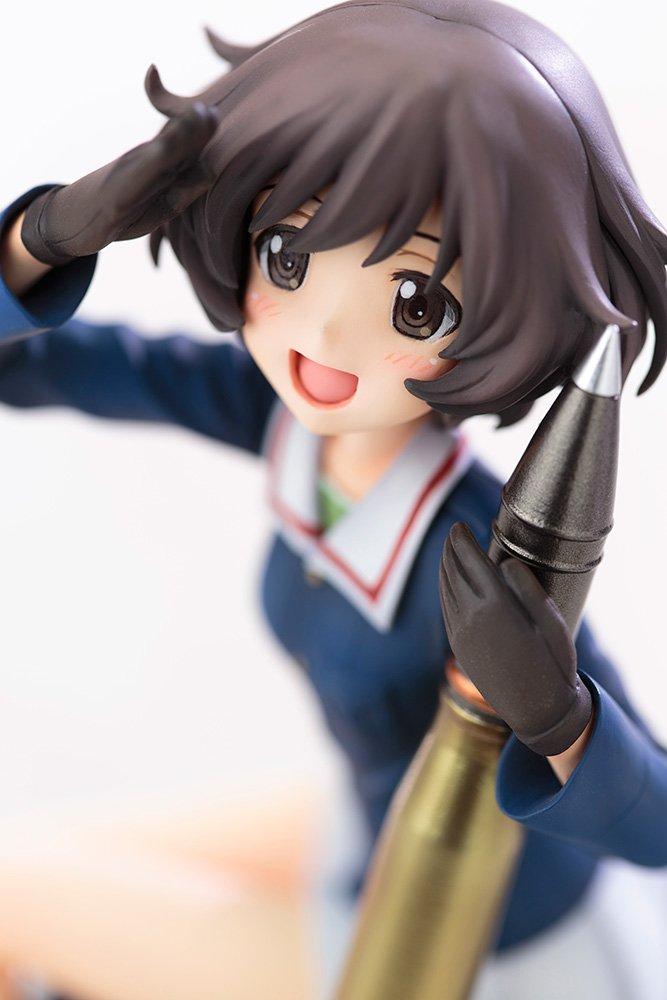 Kotobukiya Girls Panzer Yukari Akiyama Scale PVC Painted Finished Figure & 1/8