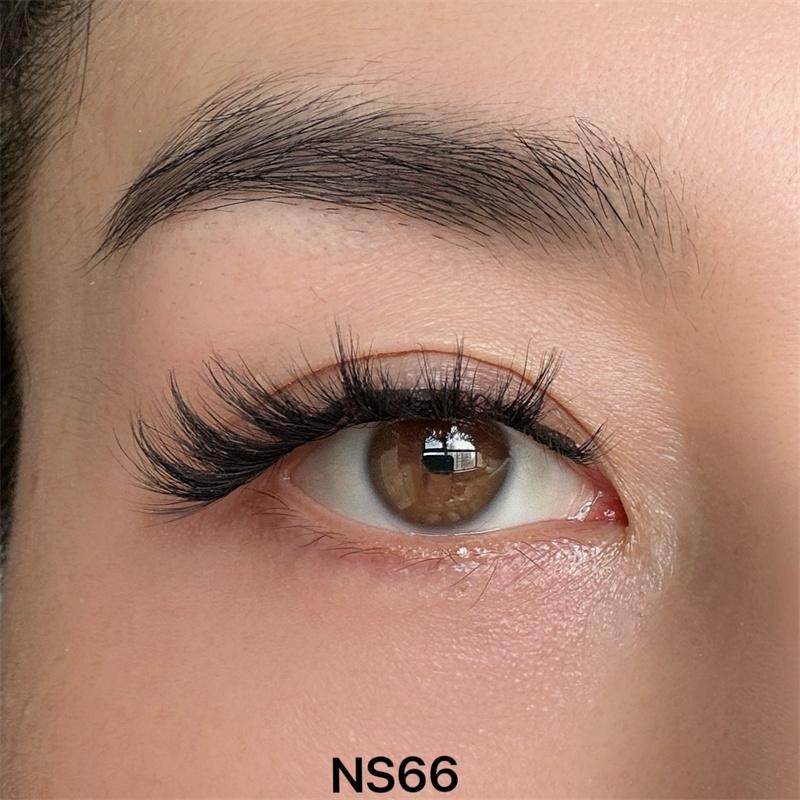 New Magnetic False Eyelashes 13mm Faux Mink Reusable Cruelty-Free with Black Cotton Band and Multi-pair Eyelash Case