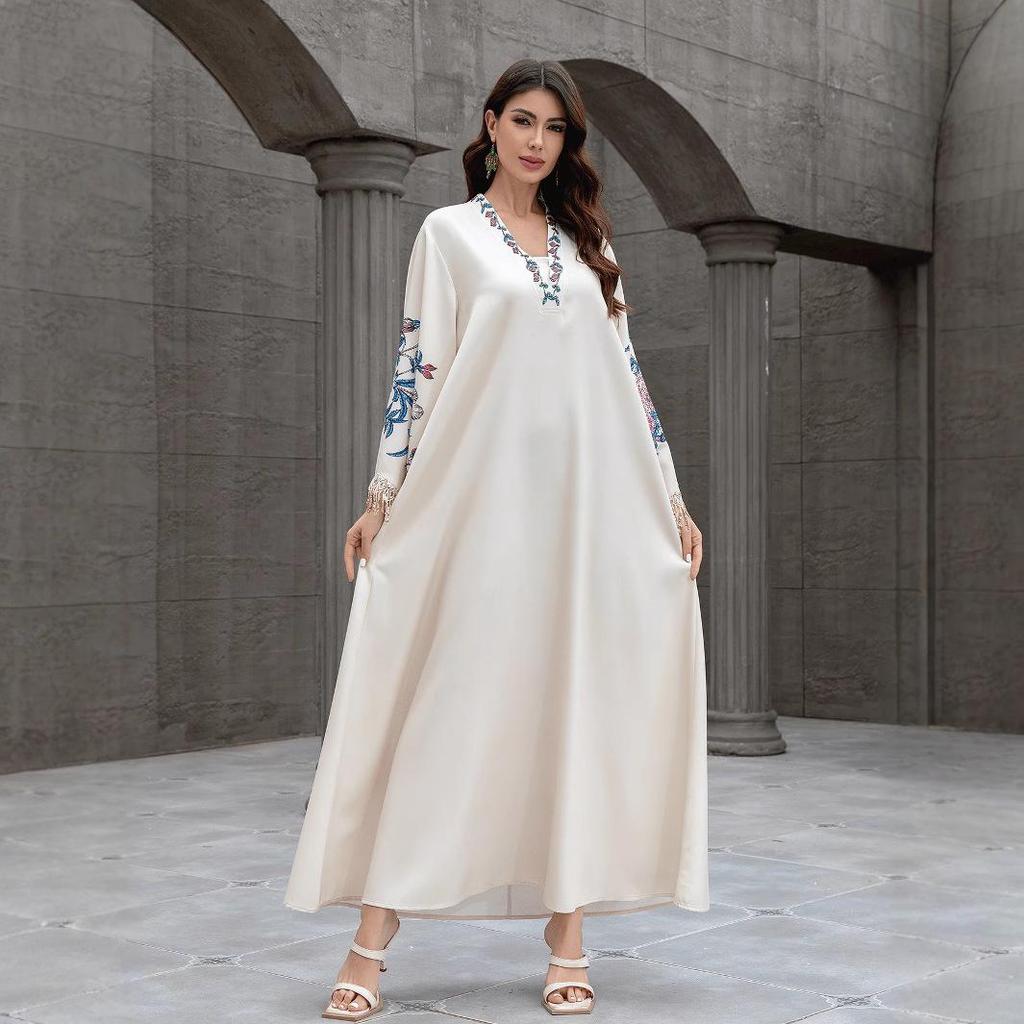 Embroidered Tassel V-neck Abaya: Middle Eastern Muslim Women's Long Robe