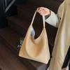 Niche retro high-end underarm commuter bag women's bag 2025 new woven tote bag fashion shoulder bag
