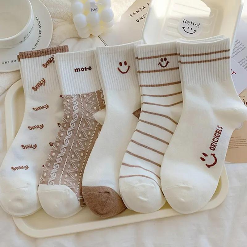 5 pairs of sporty women's smiling mid tube printed socks, comfortable and soft round neck long tube socks, solid color