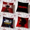 T-The Weeknd Sänger Kissenbezug Premium Komfort Wendbarer Kissenbezug -Zwei-in-Eins-Design für Jeden Raum & Autoinnenraum