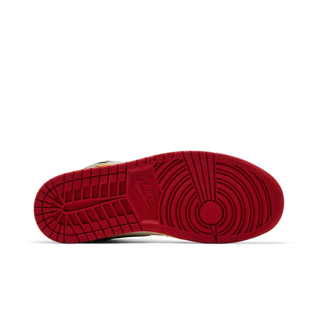 Air Jordan 1 Retro High OG SP 'Chicago Shadow' (Unisex) Varsity Red / Black / Sail / Shadow Grey / Muslin Vintage Basketball Shoes
