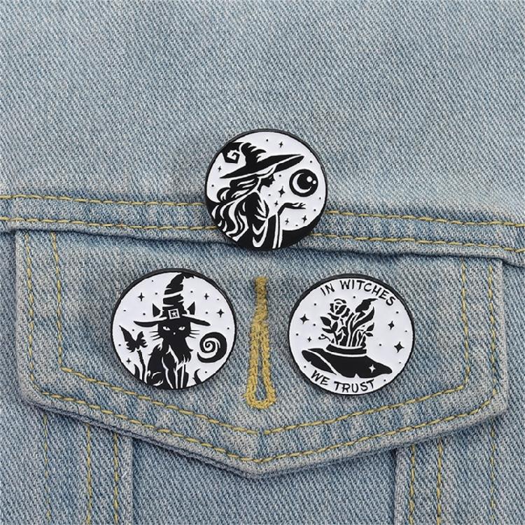 Gothic Halloween Brooch Punk Style Enamel Lapel Pin Witch Black Cats Moon Designs Jewelry Accessories Gift