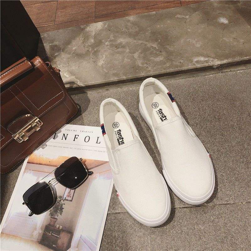 Segeltuchschuhe Frühling flach Ein-Pedal faule Schuhe Board Schuhe Trend