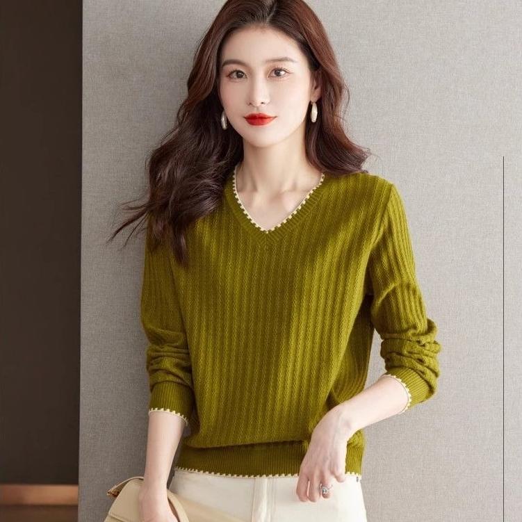 Long-sleeved Knitted Sweater Stylish Loose T-shirt Top V-neck Pullover Solid Color Inner Layer Sweater Autumn and Winter