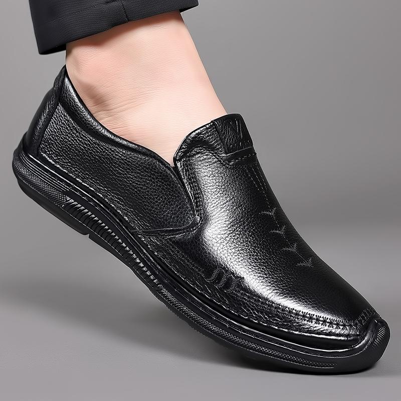 Mens Casual Shoes slip on fashion Sapato Masculino Dress Leather Shoes Men Luxury Moccasins Driving Shoes Zapatos Casuales