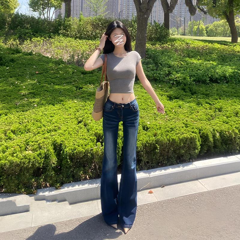 

Women s Petite Low-Waist Retro Blue Flare Jeans - Extra Long, Summer Fashionable Horseshoe Pants M