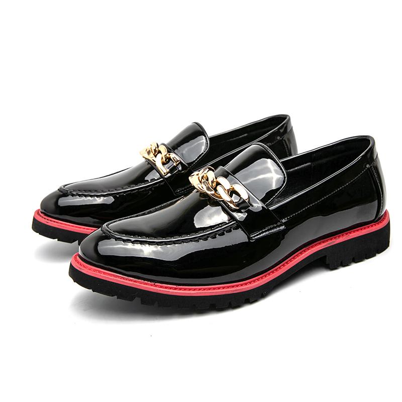 Mocasini de designer Bărbați PU Decolteu Aplicații Broderie Rochie de mireasă Slip-On Casual Birou Afaceri Clasici Pantofi Mocasini pentru Bărbați