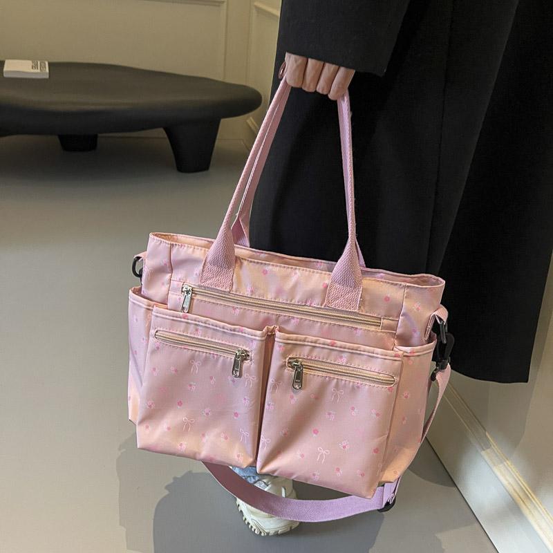 Women Slouchy Tote Handbag Adjustable Strap Daily Commuting Bag Multi-pockets Fashion Shoulder Bag Embroidery Love Work Bag