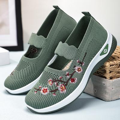 Shoes Casual Shoes Large Size Embroidered Shoes Soft Soles Comfortable and Not Tired Shoes Flying Woven Single Shoes