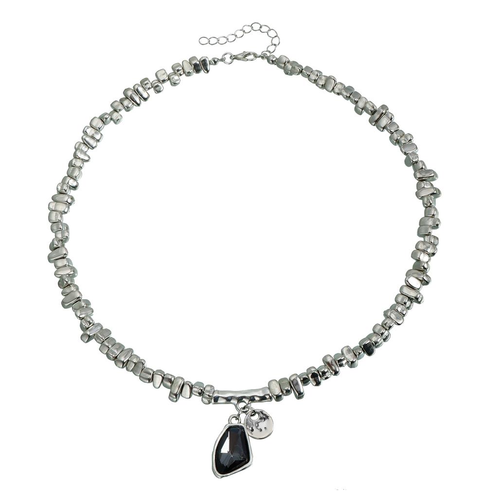Fashionable And Elegant Cut Metal Glitter Pendant Necklace For Women, A Unique And Creative Neck Accessory